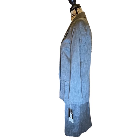 Christian Dior NWT Vintage 1980’s Classic Double Breasted Suit, Women’s Size 8 - Picture 5 of 13